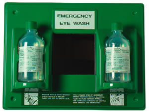 JSP Sterile Eyewash Wall Station With 2 Bottles Of Solution